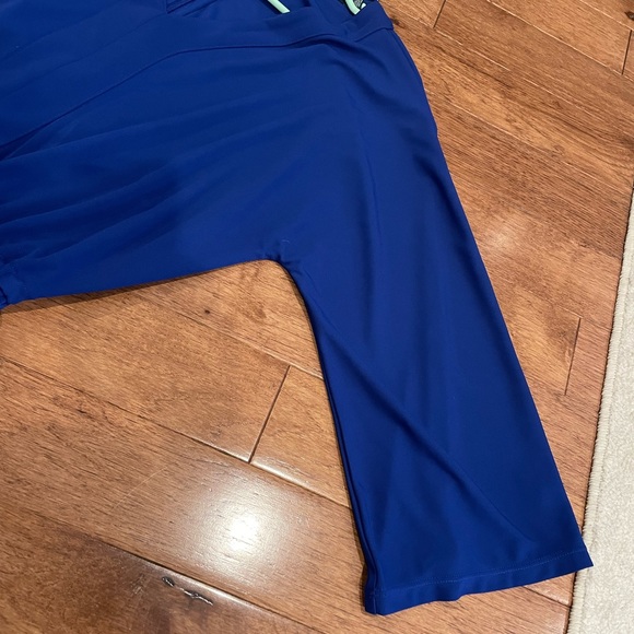 Jumpsuit - Picture 6 of 7